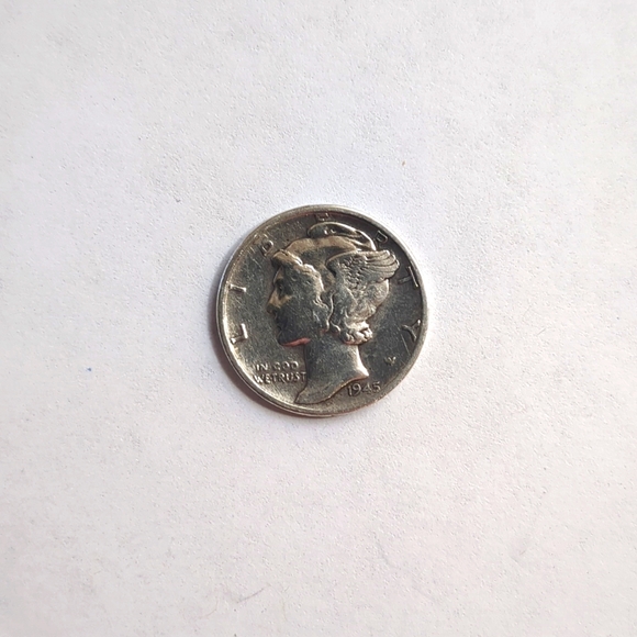 US Silver Mercury Dimes 1940-1945 - Picture 8 of 9